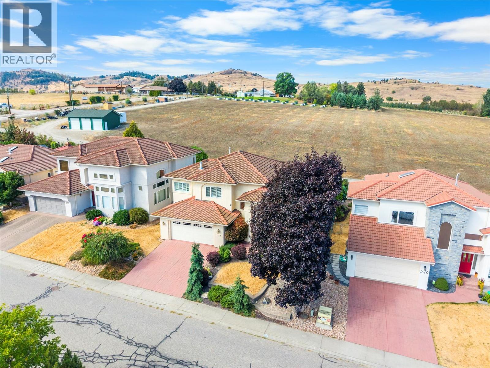 216 Country Estate Drive, Vernon, British Columbia  V1B 2V2 - Photo 2 - 10399209