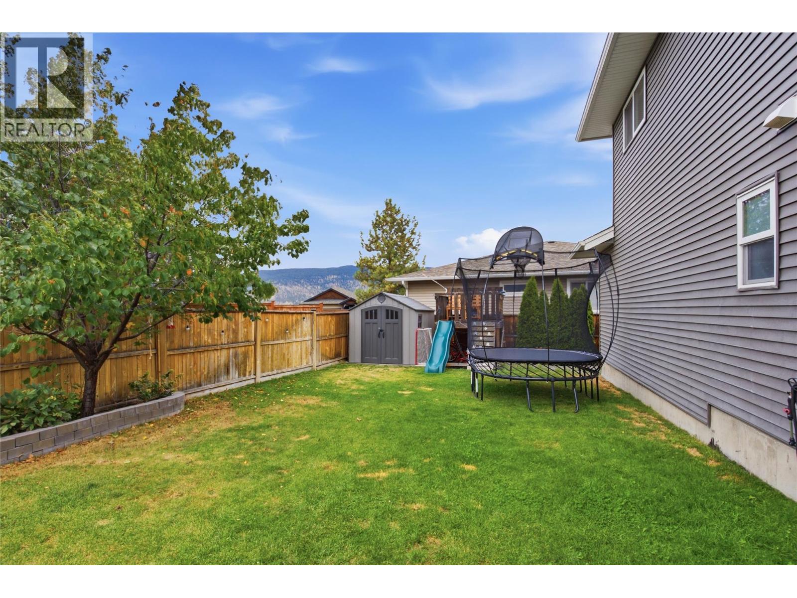 1551 Cowan Way, Merritt, British Columbia  V1K 1B8 - Photo 10 - 10399468