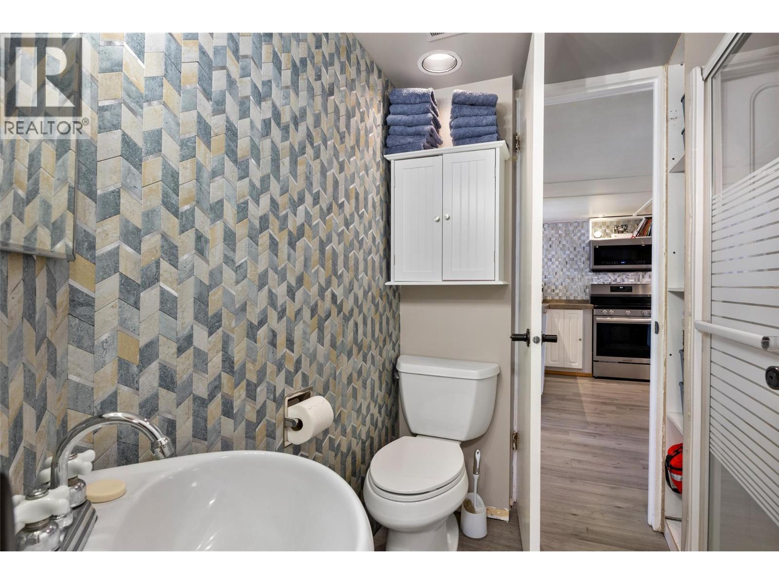 3792 Rainbow Drive, Kamloops, British Columbia  V1S 1Y8 - Photo 30 - 10399372