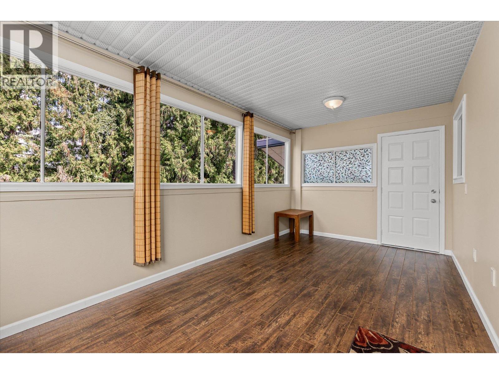 842 Raymer Road, Kelowna, British Columbia  V1W 1J8 - Photo 29 - 10399055
