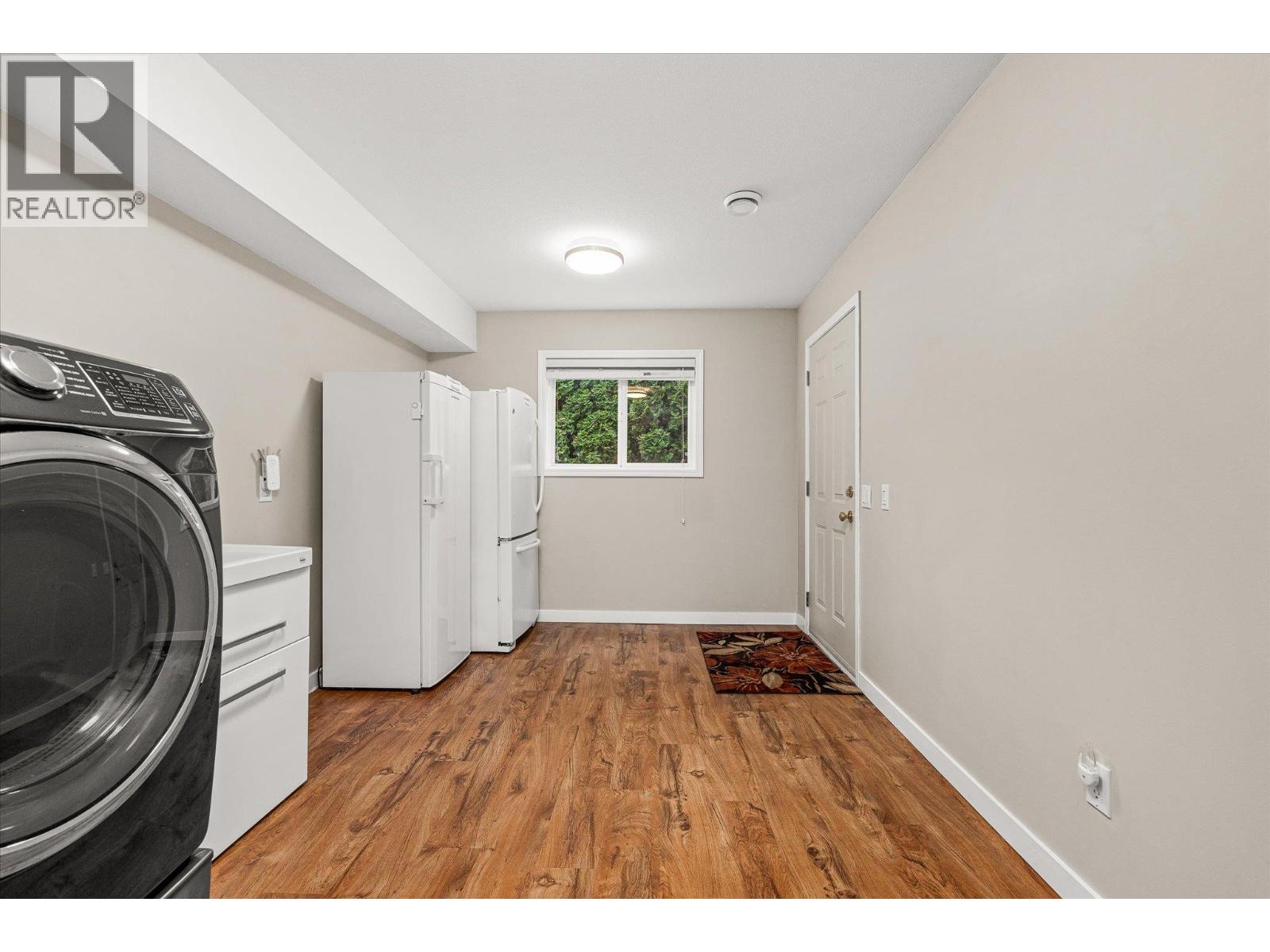 842 Raymer Road, Kelowna, British Columbia  V1W 1J8 - Photo 38 - 10399055