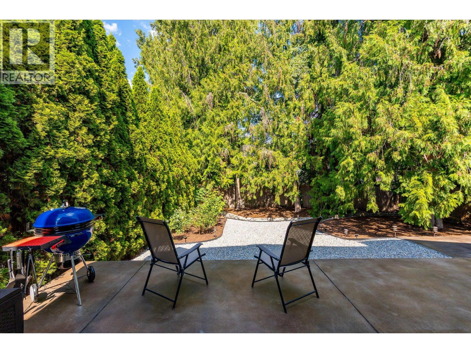 842 Raymer Road, Kelowna, British Columbia  V1W 1J8 - Photo 47 - 10399055