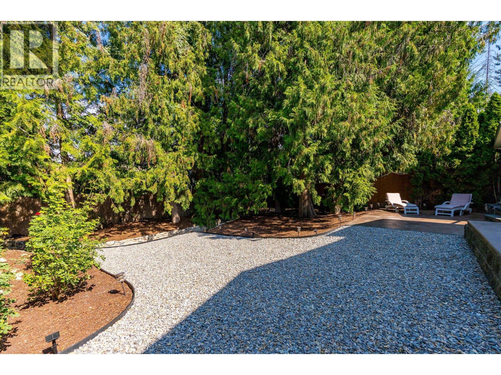 842 Raymer Road, Kelowna, British Columbia  V1W 1J8 - Photo 51 - 10399055