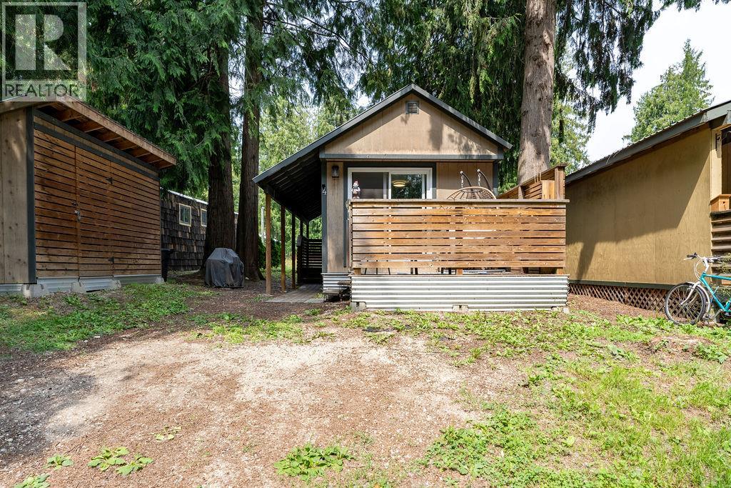 1079 Lundell Road Unit# 4, Revelstoke, British Columbia  V0E 2S0 - Photo 1 - 10399411