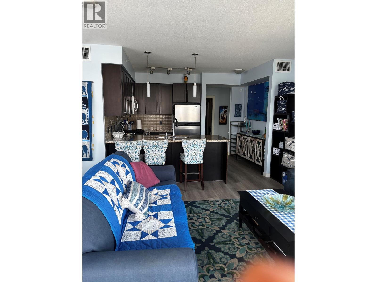1075 Sunset Drive Unit# 1503, Kelowna, British Columbia  V1Y 9Y9 - Photo 4 - 10398880