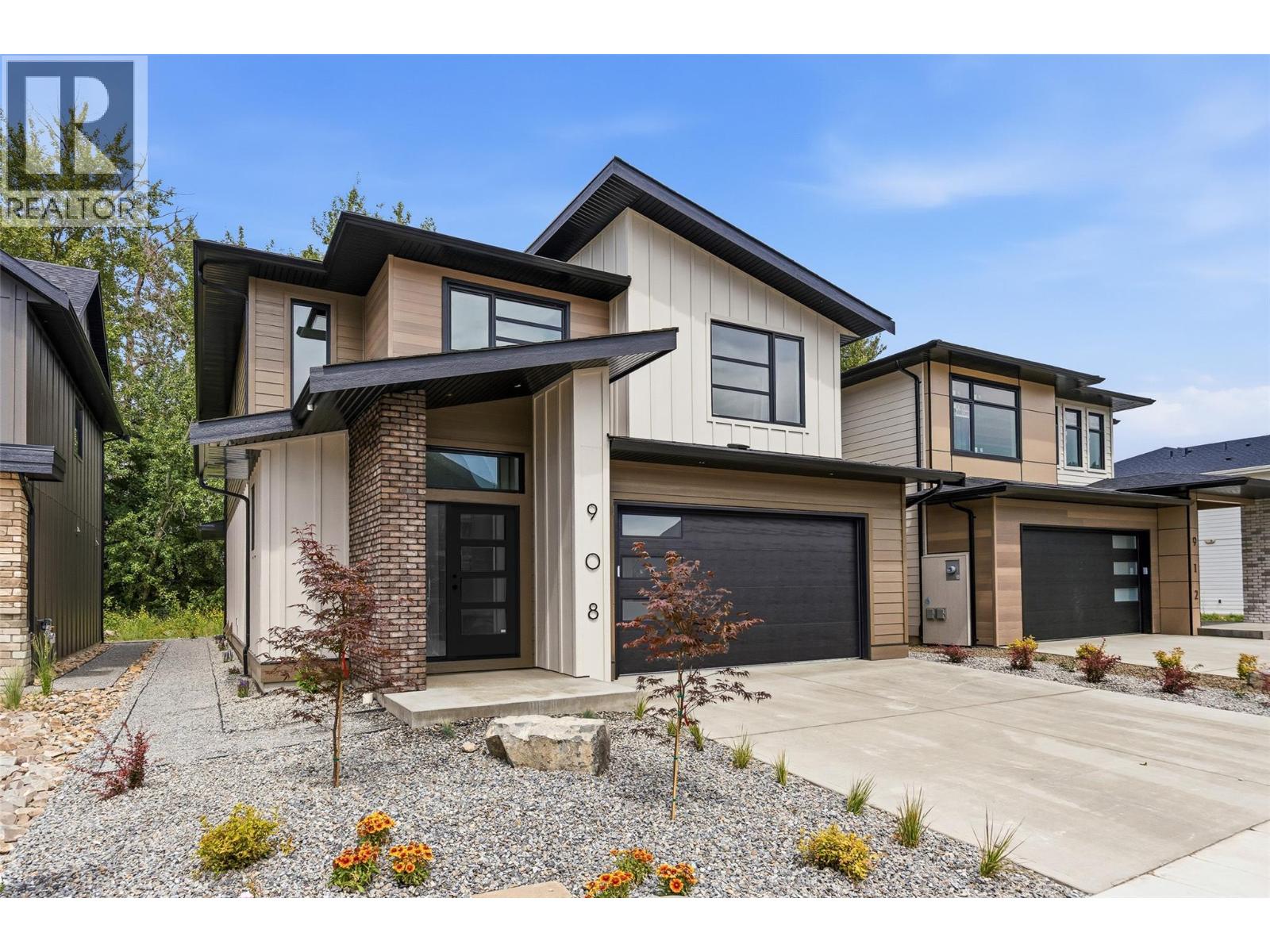908 Bull Crescent, Kelowna, British Columbia  V1W 4N2 - Photo 3 - 10399472