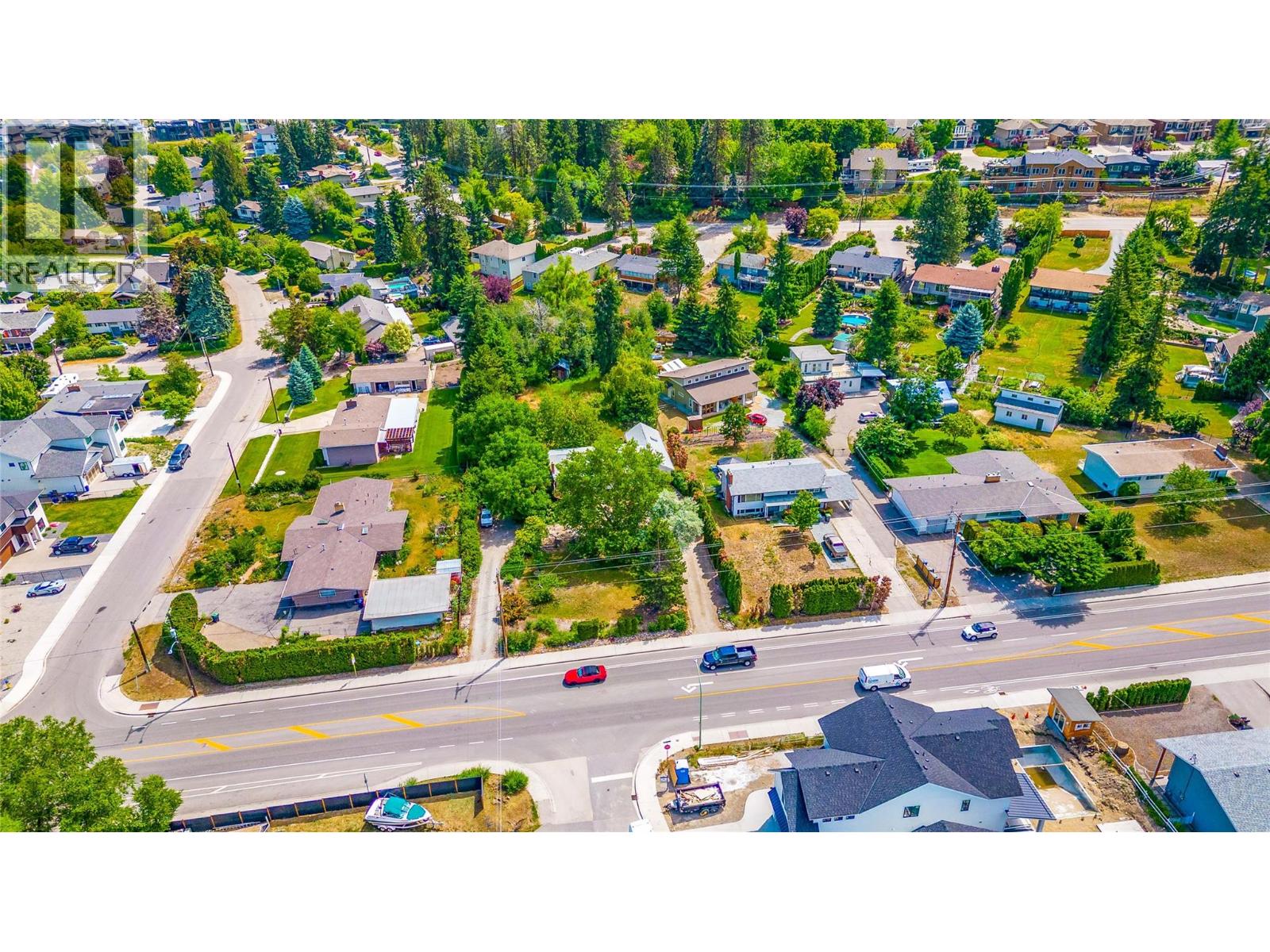 709 Hazell Road, Kelowna, British Columbia  V1W 1R2 - Photo 4 - 10399178