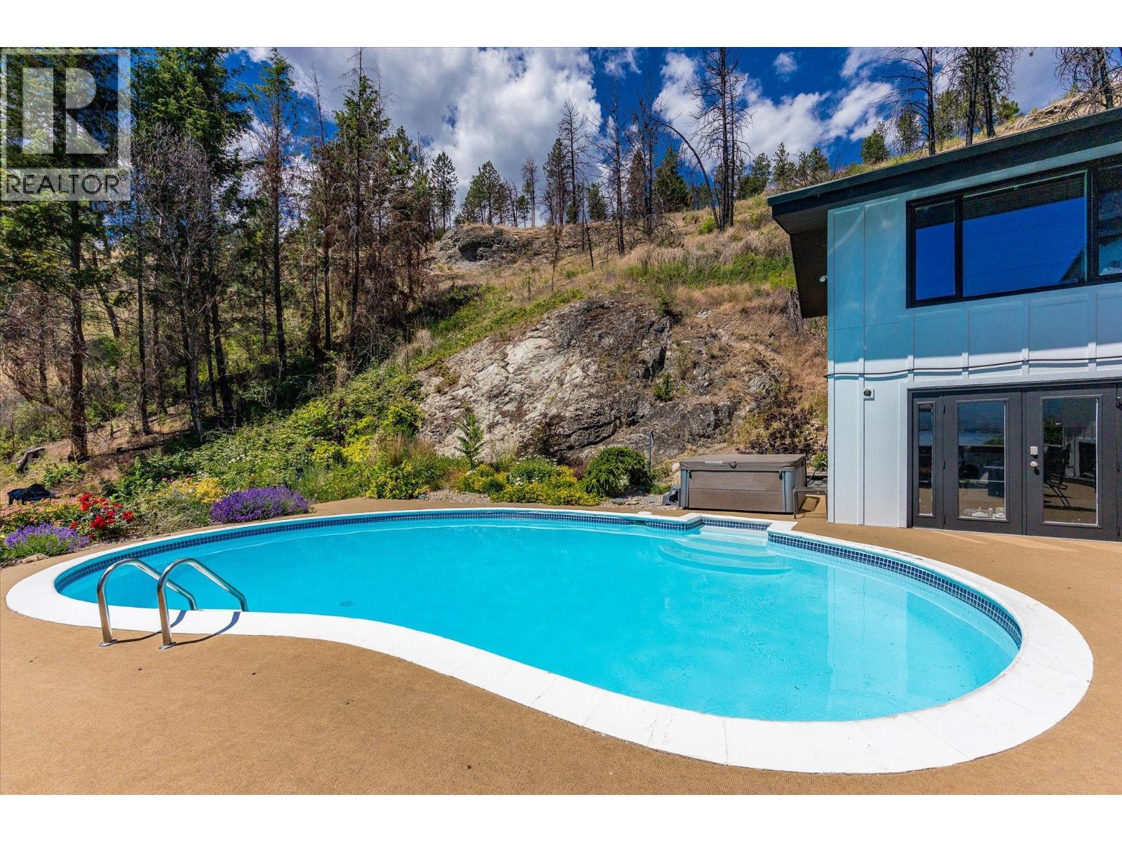 1084 Westside Road S, West Kelowna, British Columbia  V1Z 3S1 - Photo 38 - 10399492