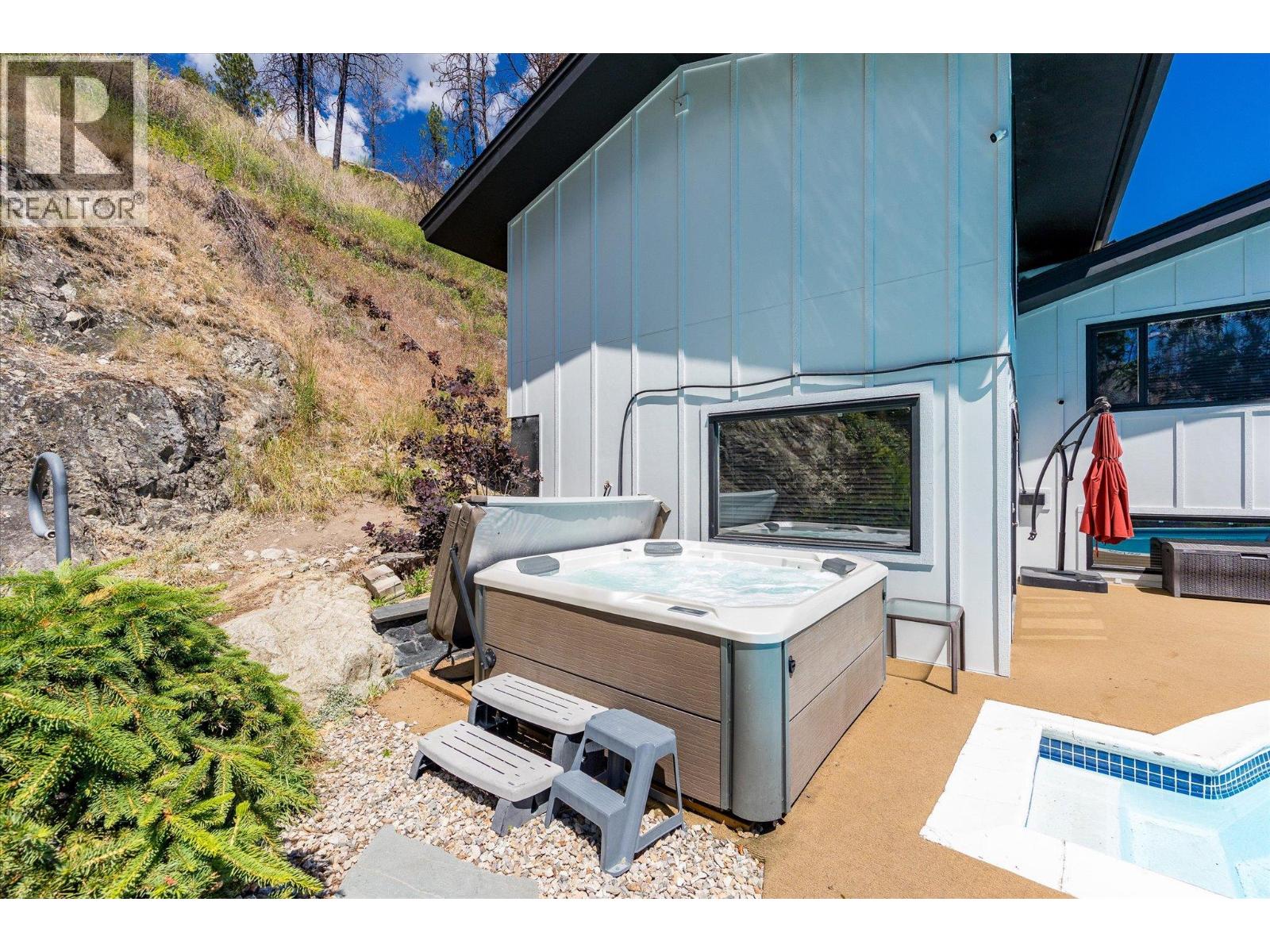 1084 Westside Road S, West Kelowna, British Columbia  V1Z 3S1 - Photo 39 - 10399492