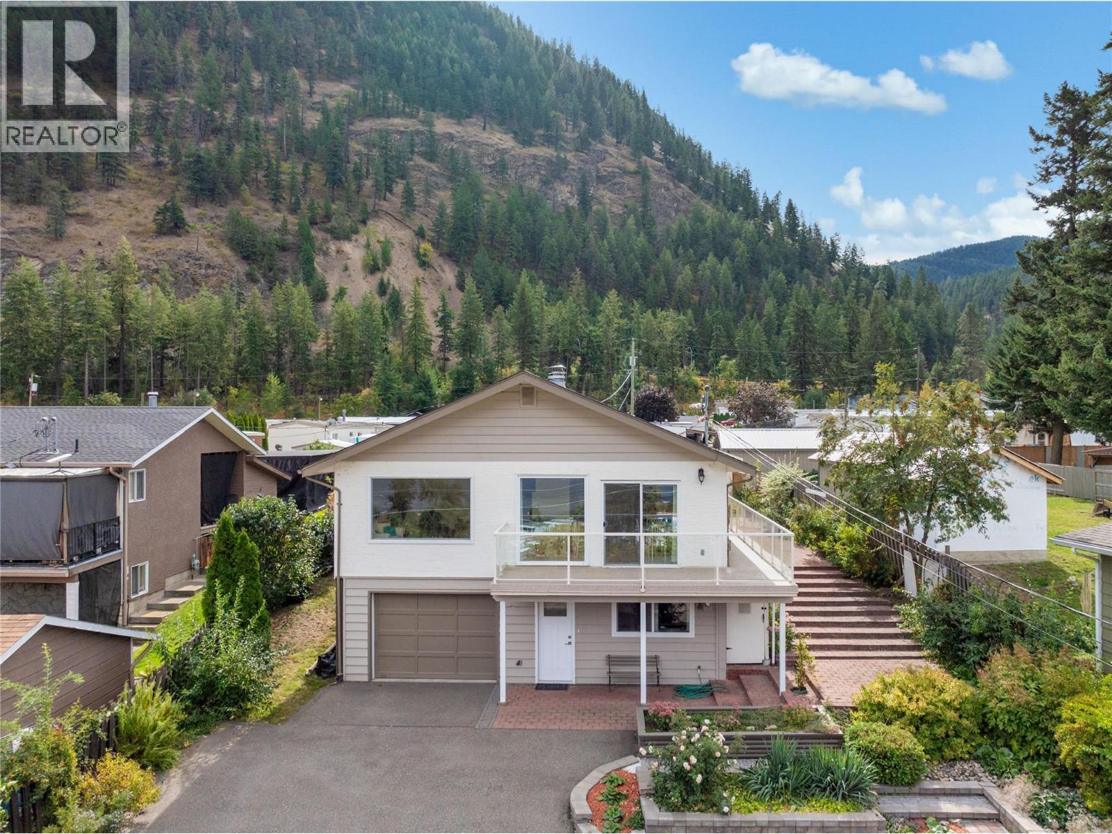 1225 Bay Drive, Chase, British Columbia  V0E 1M0 - Photo 4 - 10399301