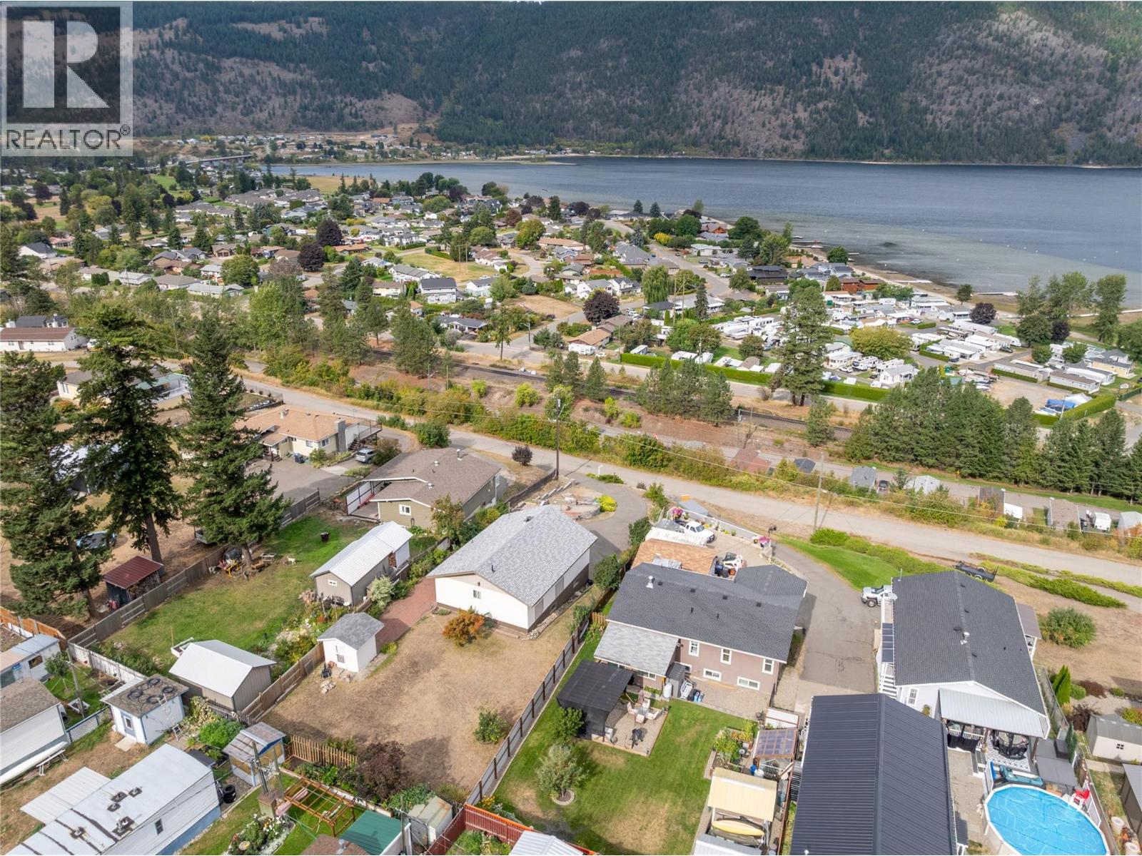 1225 Bay Drive, Chase, British Columbia  V0E 1M0 - Photo 8 - 10399301