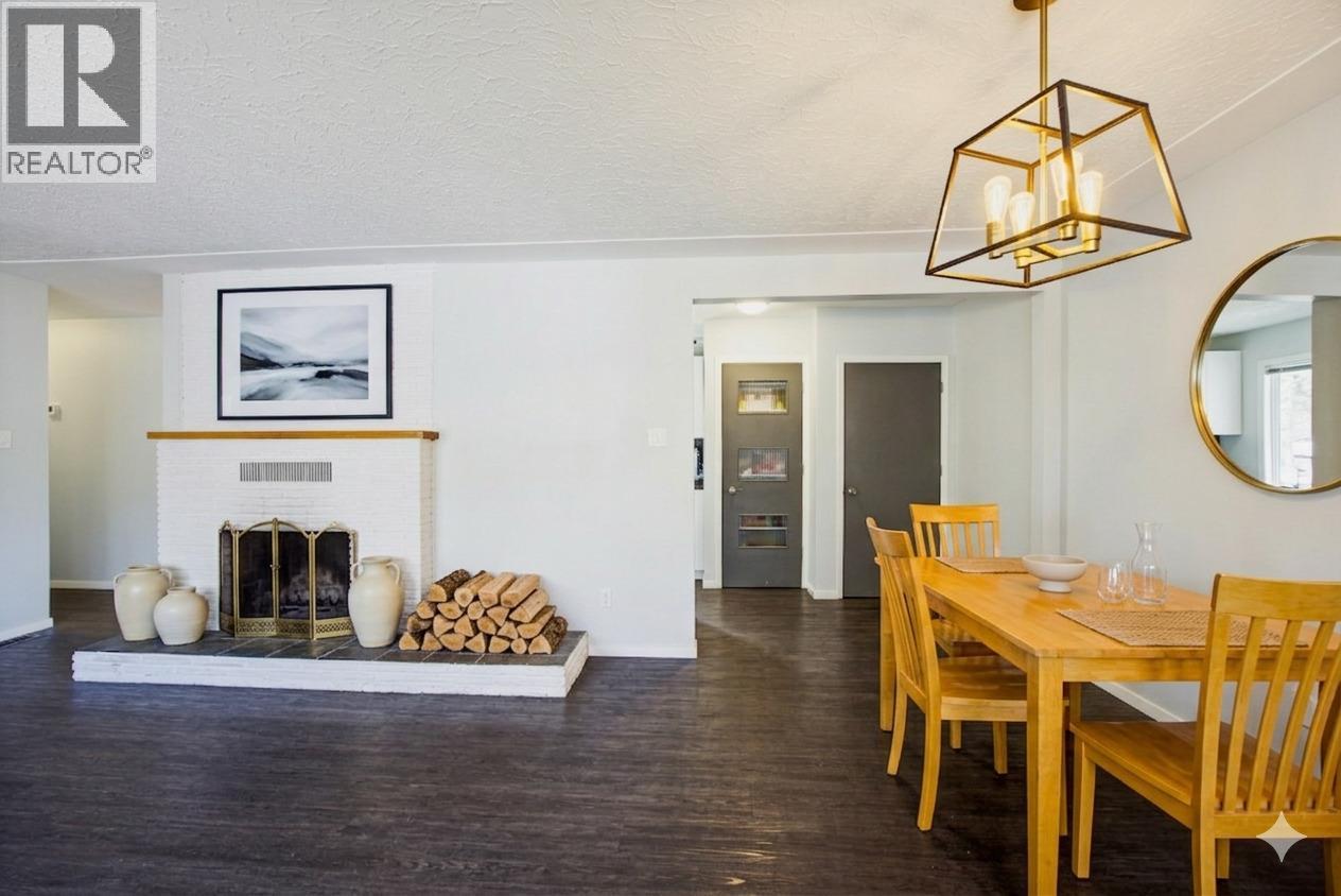 2768 Valleyview Drive, Kamloops, British Columbia  V2C 4E8 - Photo 7 - 10399456