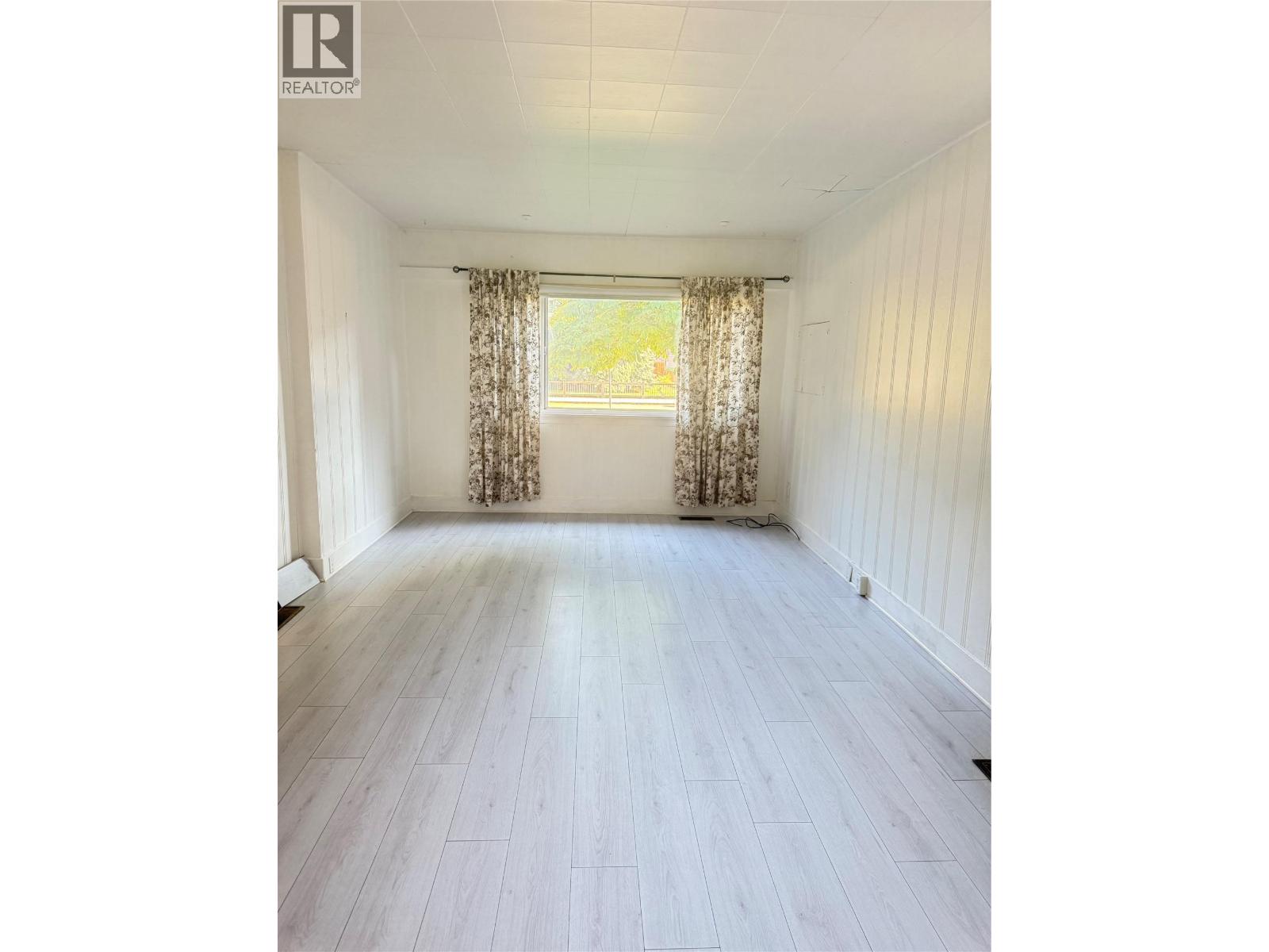 748 Bernard Avenue, Kelowna, British Columbia  V1Y 6P5 - Photo 10 - 10399184