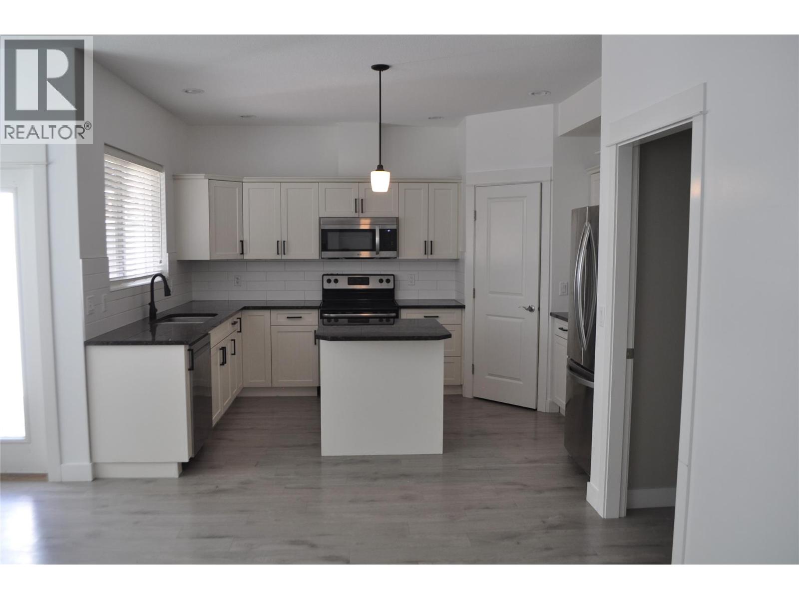 2012 Elkridge Drive Lot# 464, West Kelowna, British Columbia  V4T 3J8 - Photo 6 - 10399431