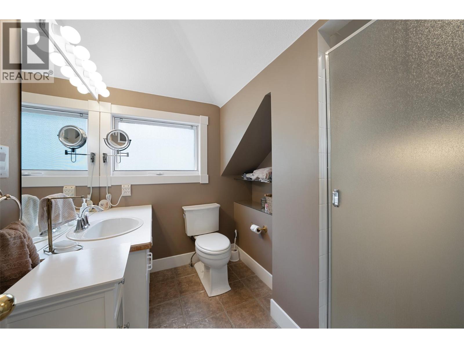 205 Merlin Court, Kelowna, British Columbia  V1V 1N2 - Photo 15 - 10399354