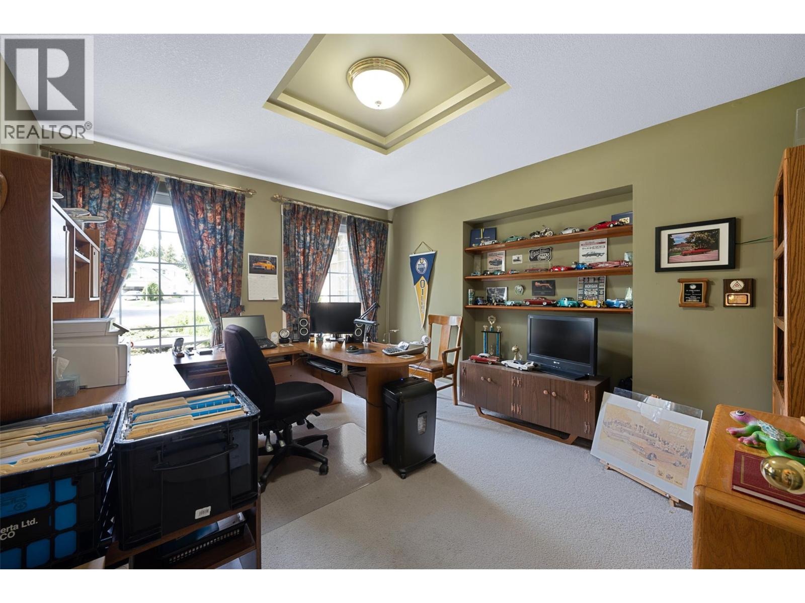 205 Merlin Court, Kelowna, British Columbia  V1V 1N2 - Photo 3 - 10399354