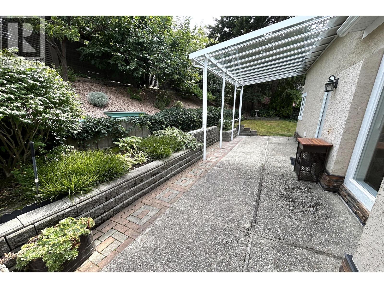 205 Merlin Court, Kelowna, British Columbia  V1V 1N2 - Photo 37 - 10399354