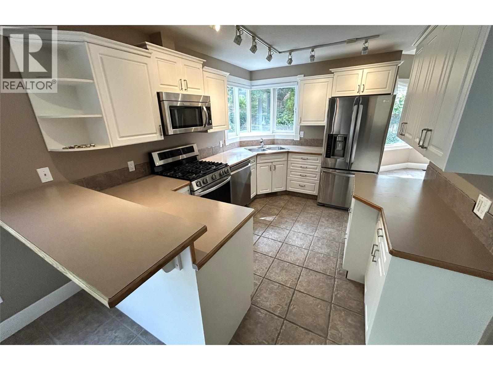 205 Merlin Court, Kelowna, British Columbia  V1V 1N2 - Photo 58 - 10399354