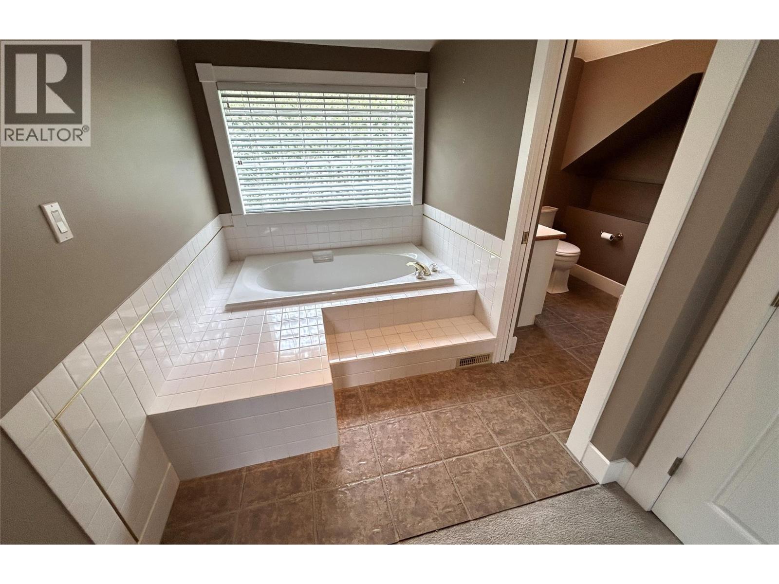 205 Merlin Court, Kelowna, British Columbia  V1V 1N2 - Photo 68 - 10399354