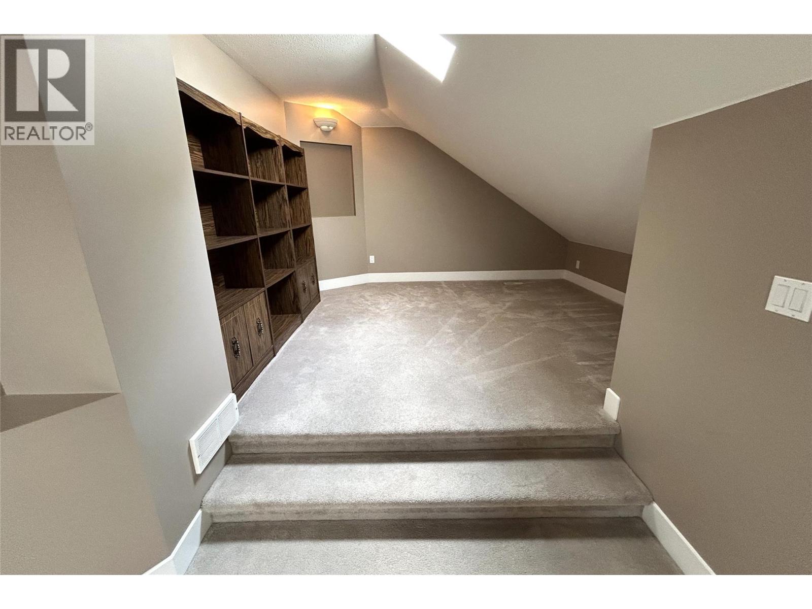 205 Merlin Court, Kelowna, British Columbia  V1V 1N2 - Photo 69 - 10399354