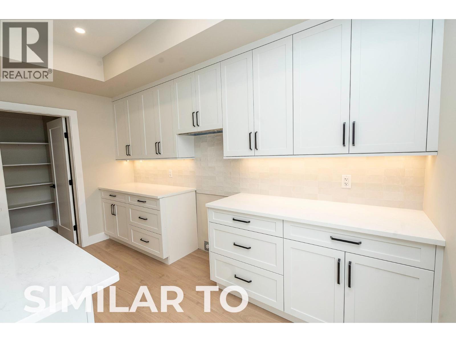3074 Flume Court, Kelowna, British Columbia  V4T 0H2 - Photo 4 - 10399060