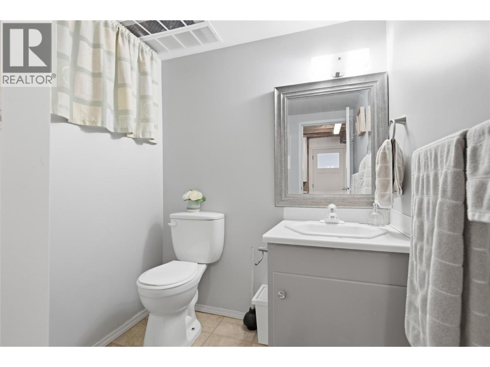 2463 Reid Avenue, Merritt, British Columbia  V1K 1H6 - Photo 28 - 10399518