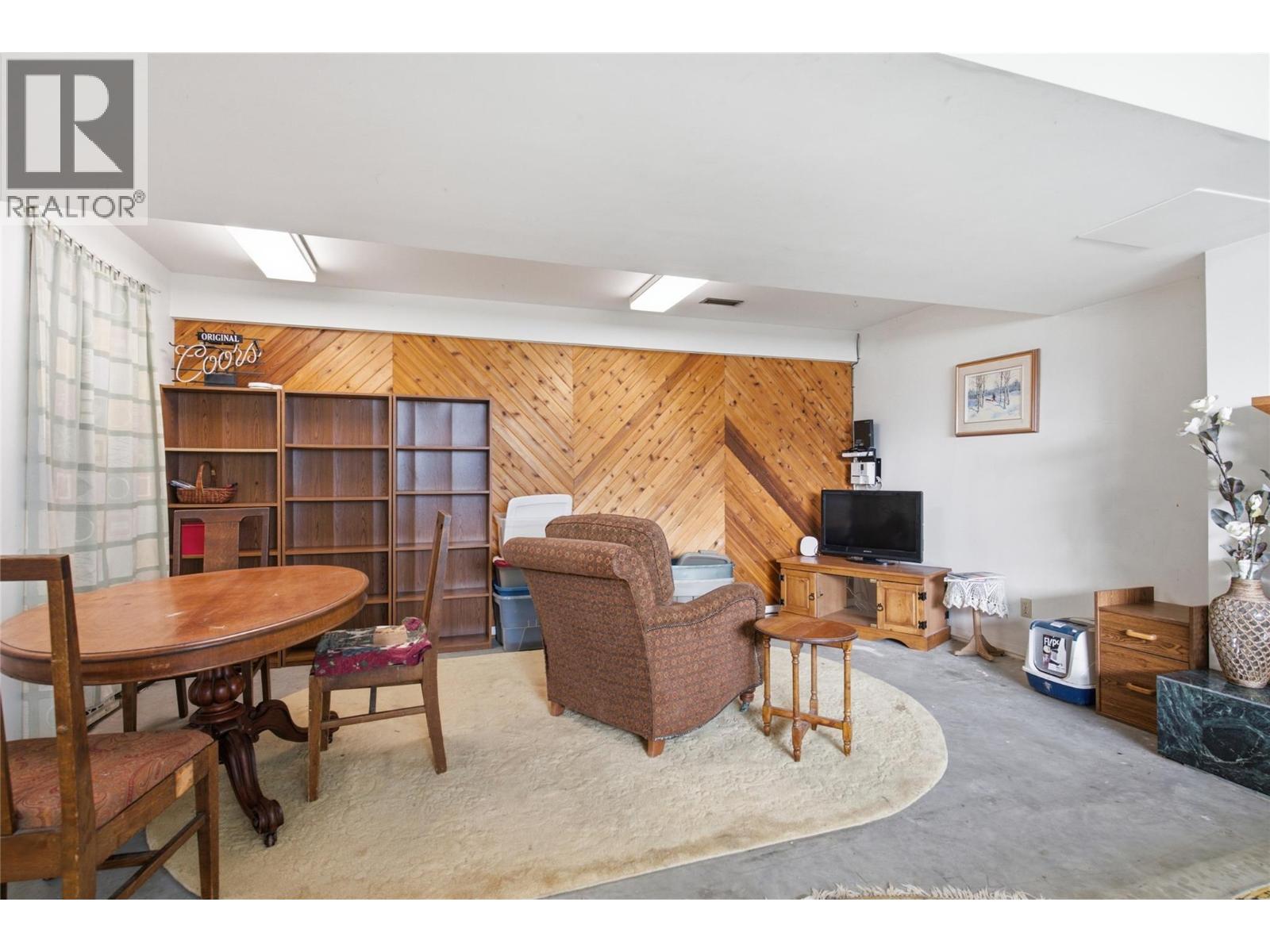 2463 Reid Avenue, Merritt, British Columbia  V1K 1H6 - Photo 30 - 10399518