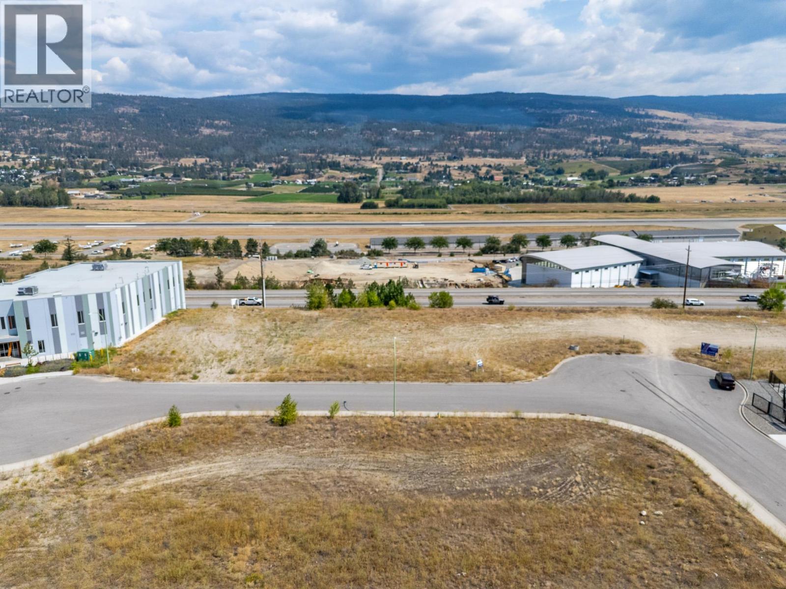 2165 Optic Court, Kelowna, British Columbia  V1V 2K5 - Photo 6 - 10399397