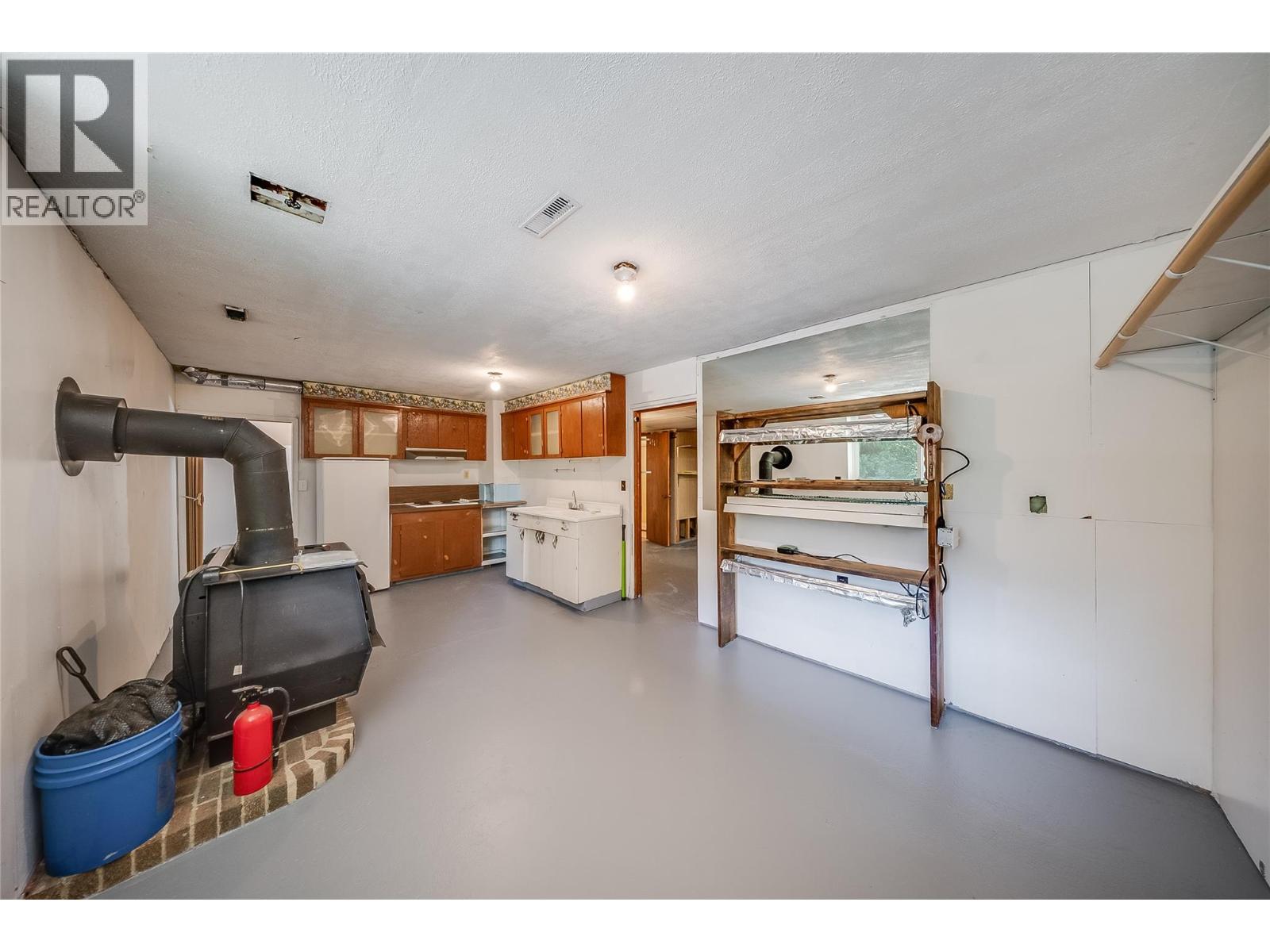1048 Christie Road, Montrose, British Columbia  V0G 1P0 - Photo 21 - 10398908