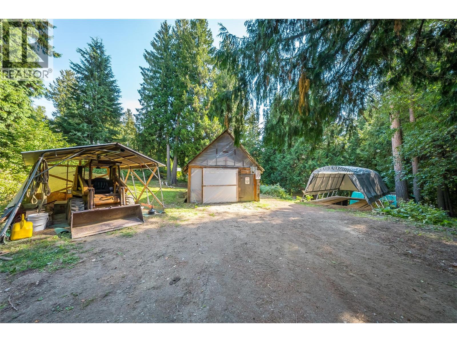 1048 Christie Road, Montrose, British Columbia  V0G 1P0 - Photo 37 - 10398908