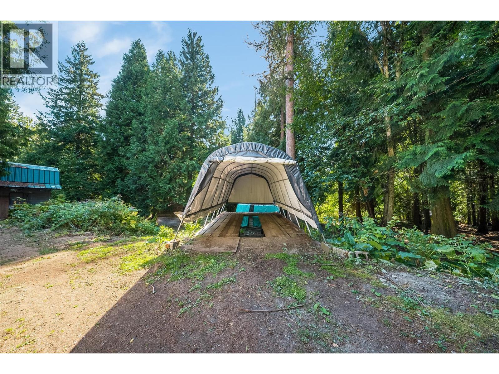 1048 Christie Road, Montrose, British Columbia  V0G 1P0 - Photo 39 - 10398908