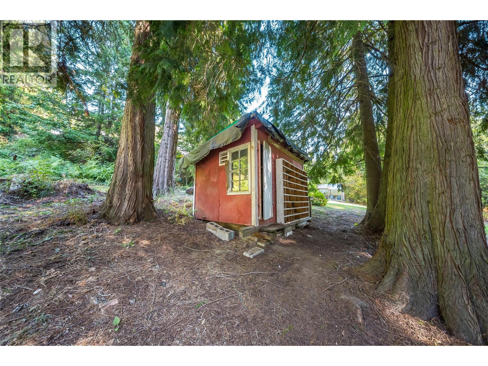 1048 Christie Road, Montrose, British Columbia  V0G 1P0 - Photo 41 - 10398908