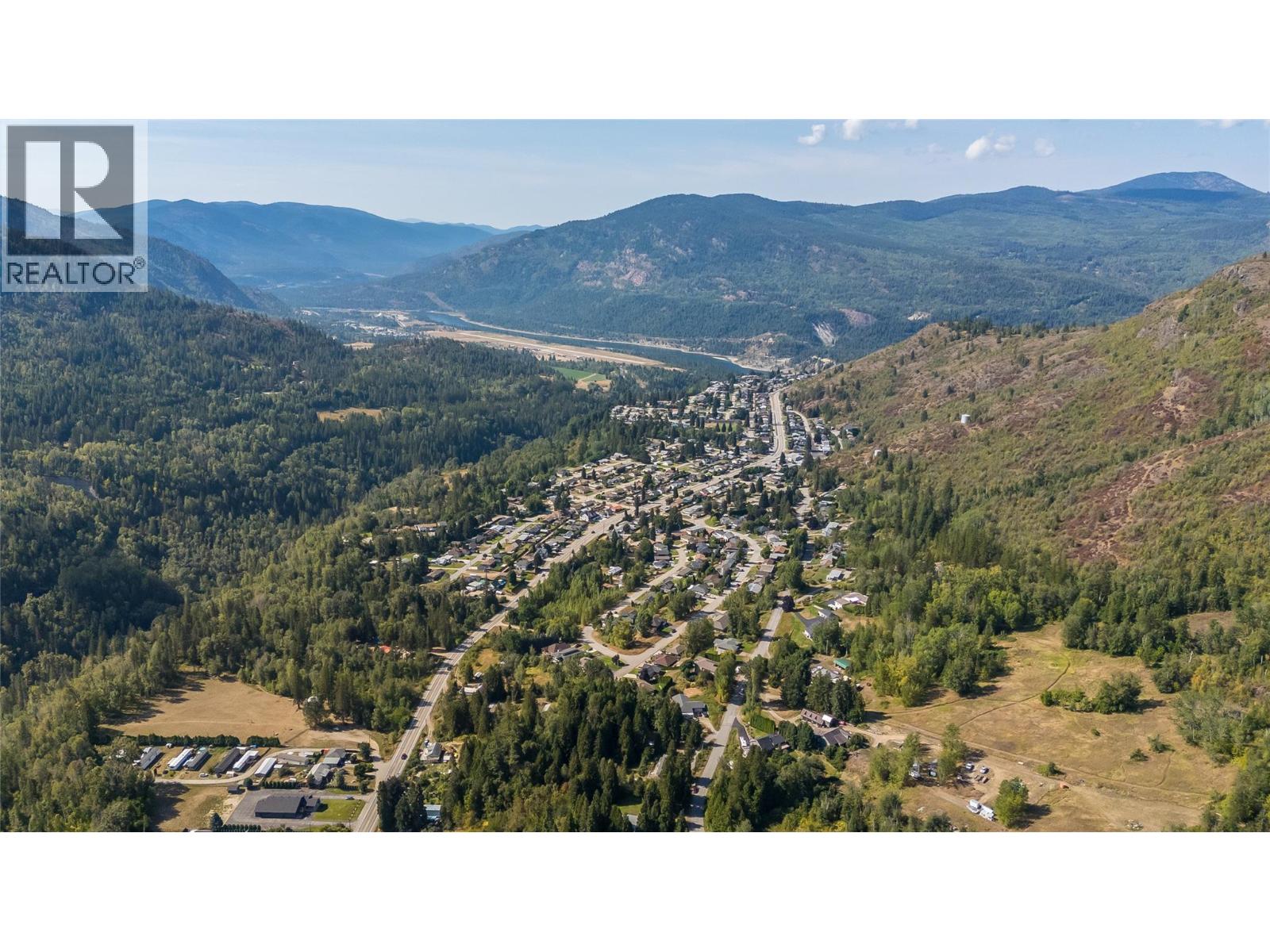 1048 Christie Road, Montrose, British Columbia  V0G 1P0 - Photo 47 - 10398908