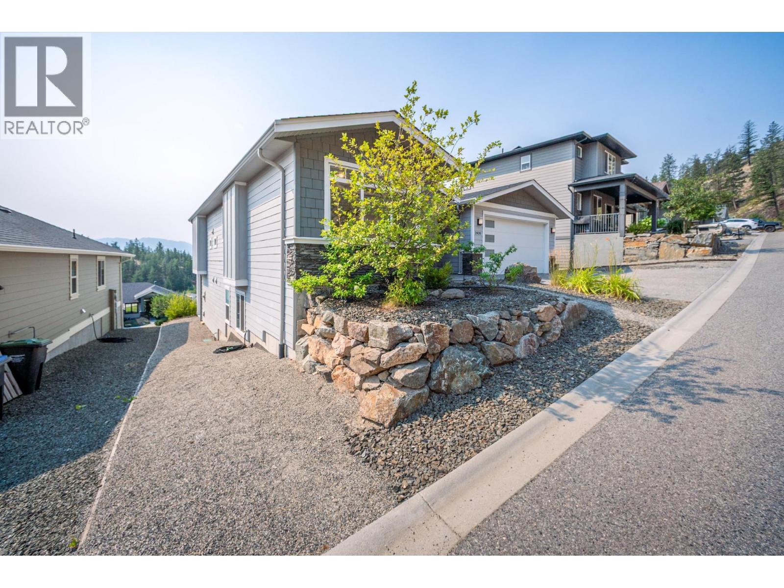 2420 Tallus Heights Drive, West Kelowna, British Columbia  V4T 3M2 - Photo 3 - 10399507