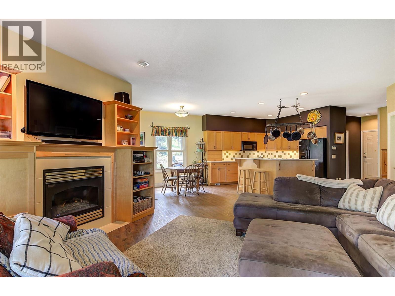 3605 Luxmoore Road, Kelowna, British Columbia  V1W 4C7 - Photo 16 - 10399361