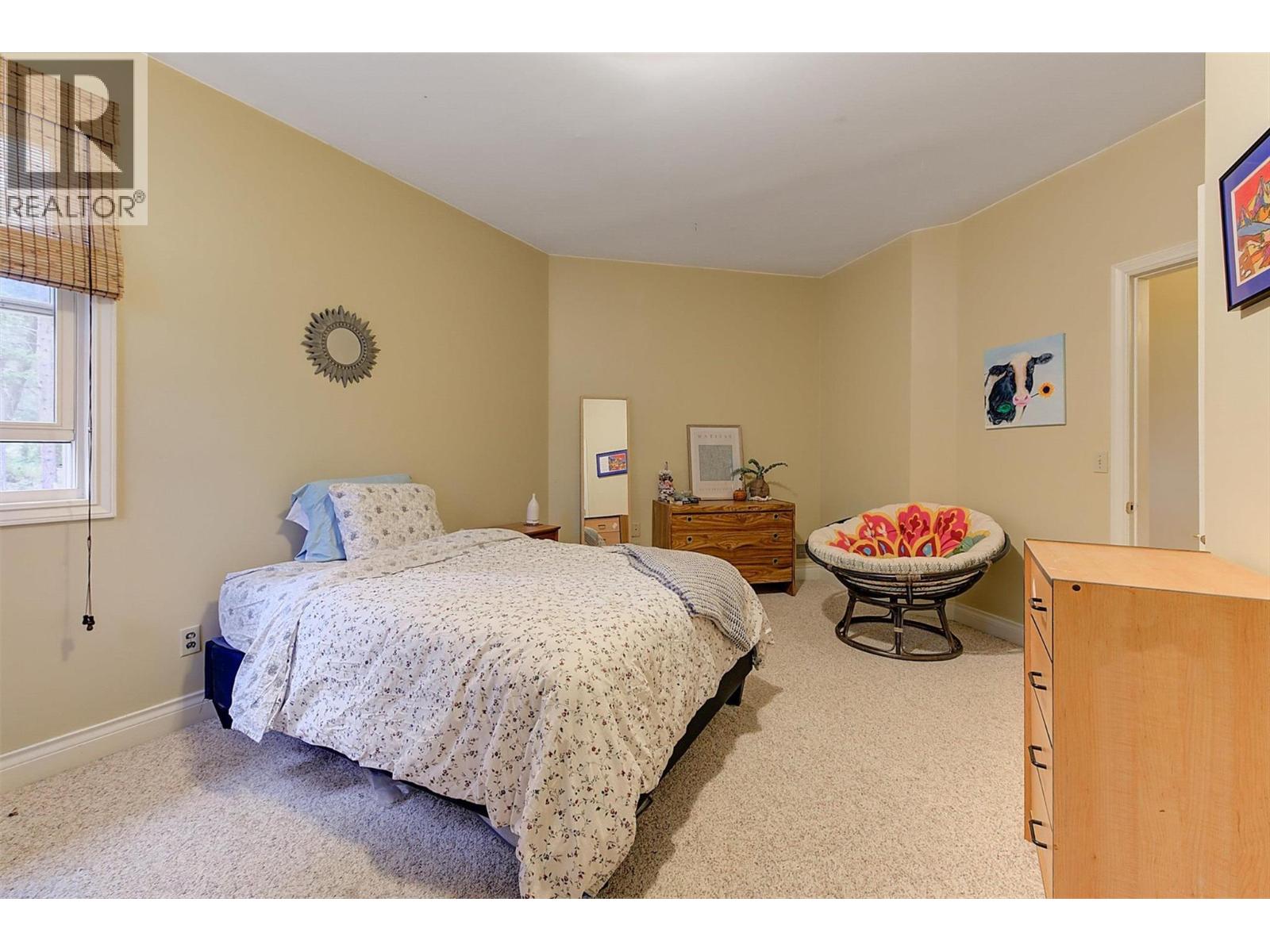 3605 Luxmoore Road, Kelowna, British Columbia  V1W 4C7 - Photo 24 - 10399361