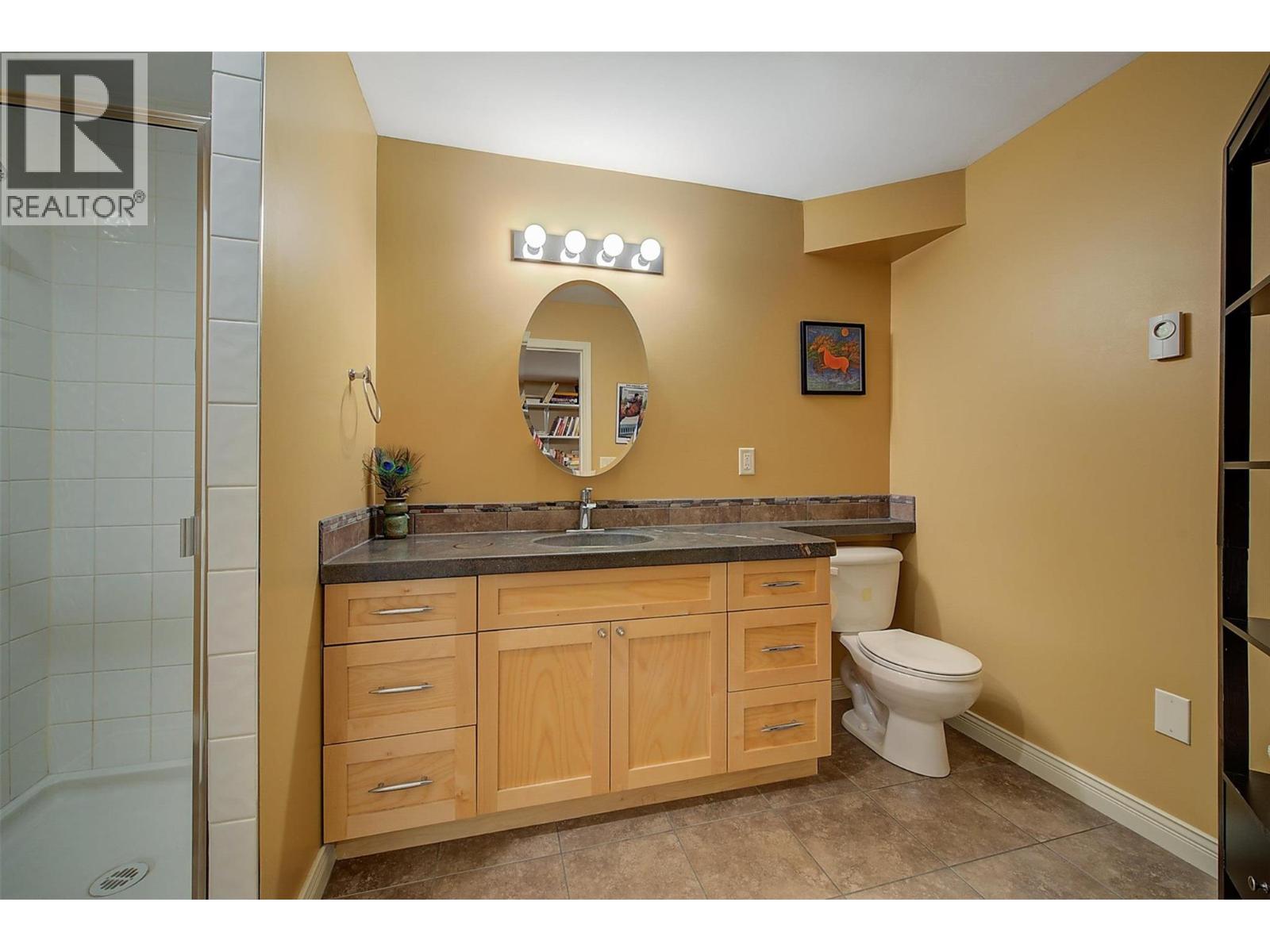 3605 Luxmoore Road, Kelowna, British Columbia  V1W 4C7 - Photo 35 - 10399361