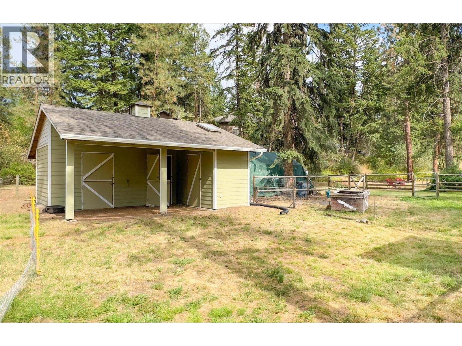 3605 Luxmoore Road, Kelowna, British Columbia  V1W 4C7 - Photo 38 - 10399361