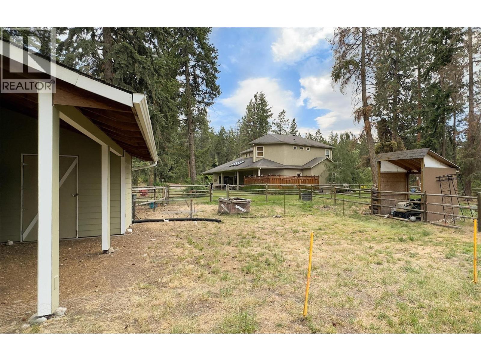 3605 Luxmoore Road, Kelowna, British Columbia  V1W 4C7 - Photo 41 - 10399361