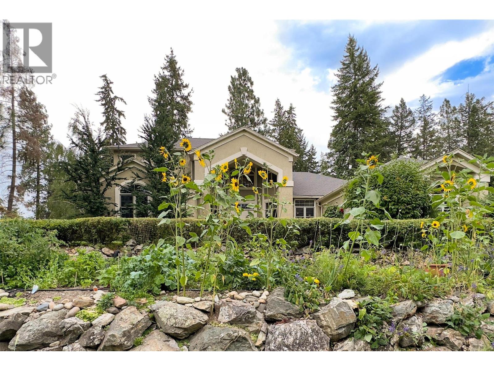3605 Luxmoore Road, Kelowna, British Columbia  V1W 4C7 - Photo 44 - 10399361