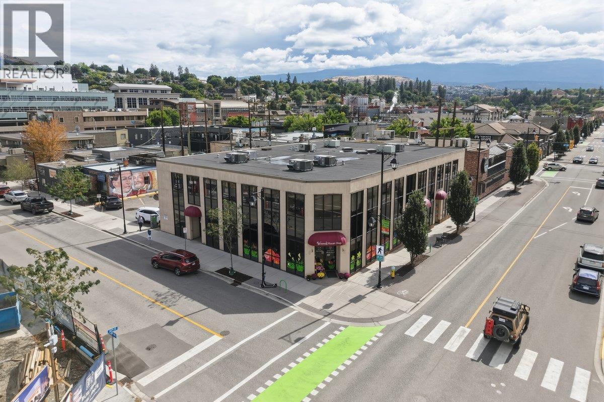 3003 30 Street, Vernon, British Columbia  V1T 9J5 - Photo 1 - 10399279