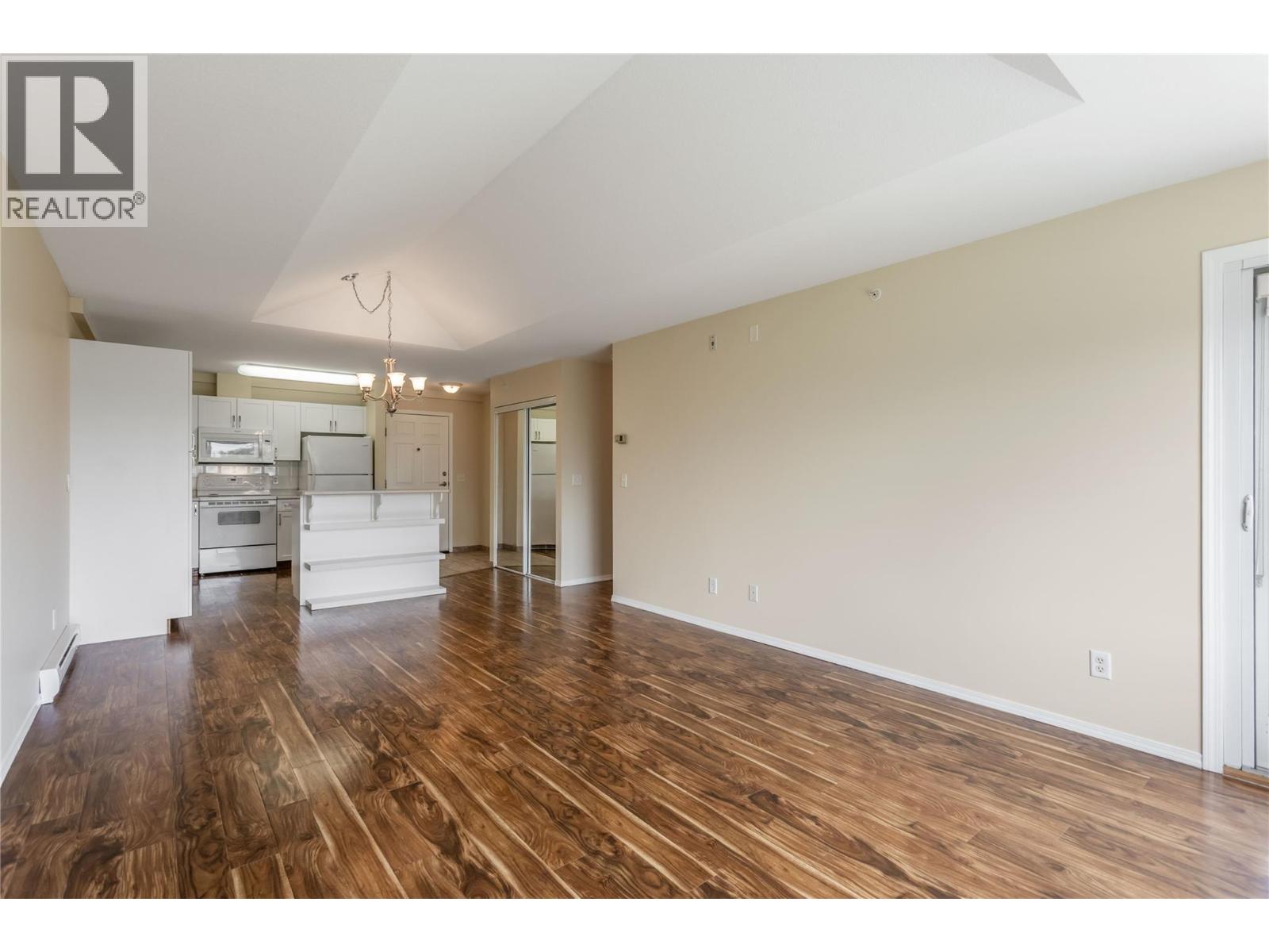 250 Dougall Road N Unit# 405, Kelowna, British Columbia  V1X 3K5 - Photo 7 - 10397425
