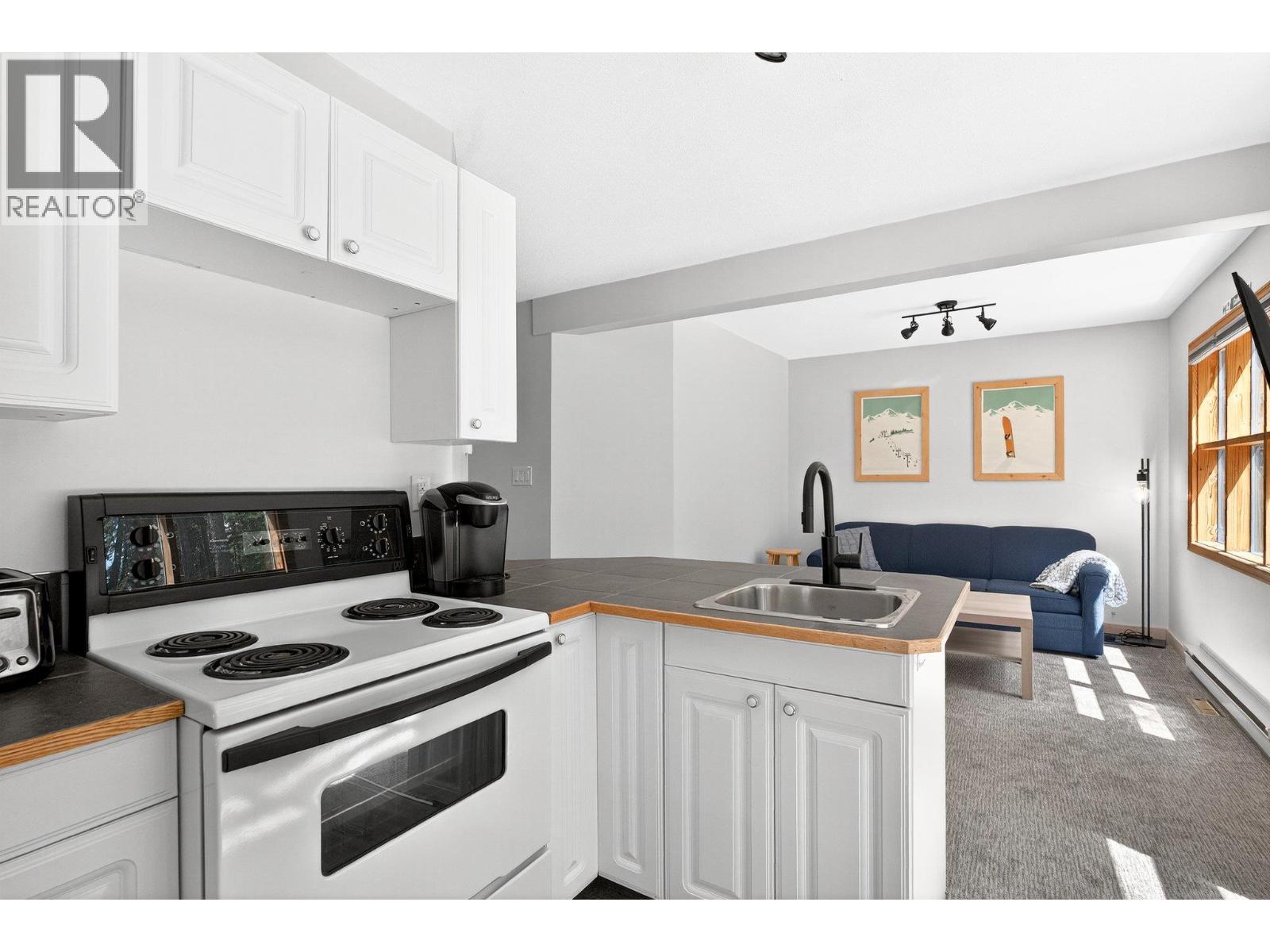 103 Whitetail Road Unit# 102, Apex Mountain, British Columbia  V2A 0E2 - Photo 42 - 10399284
