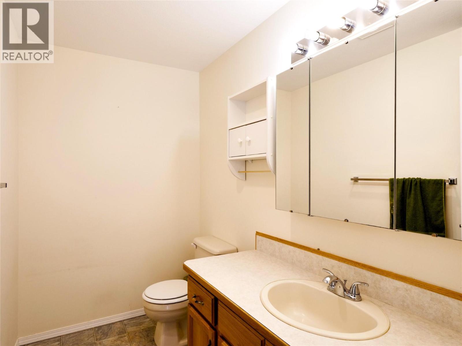 42 Fuji Court Unit# 11, Osoyoos, British Columbia  V0H 1V0 - Photo 19 - 10399223
