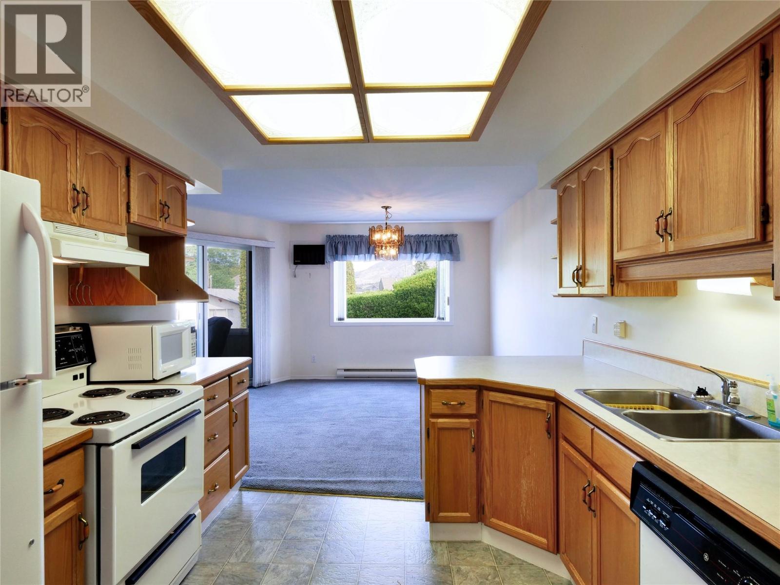 42 Fuji Court Unit# 11, Osoyoos, British Columbia  V0H 1V0 - Photo 4 - 10399223