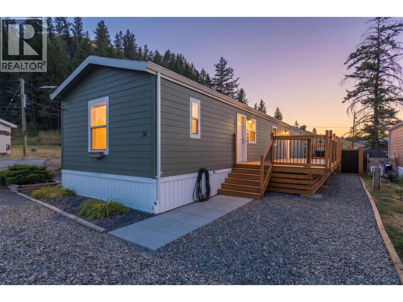 2815 Princeton Kamloops Highway Unit# 38, Kamloops, British Columbia  V0E 2A0 - Photo 1 - 10398853
