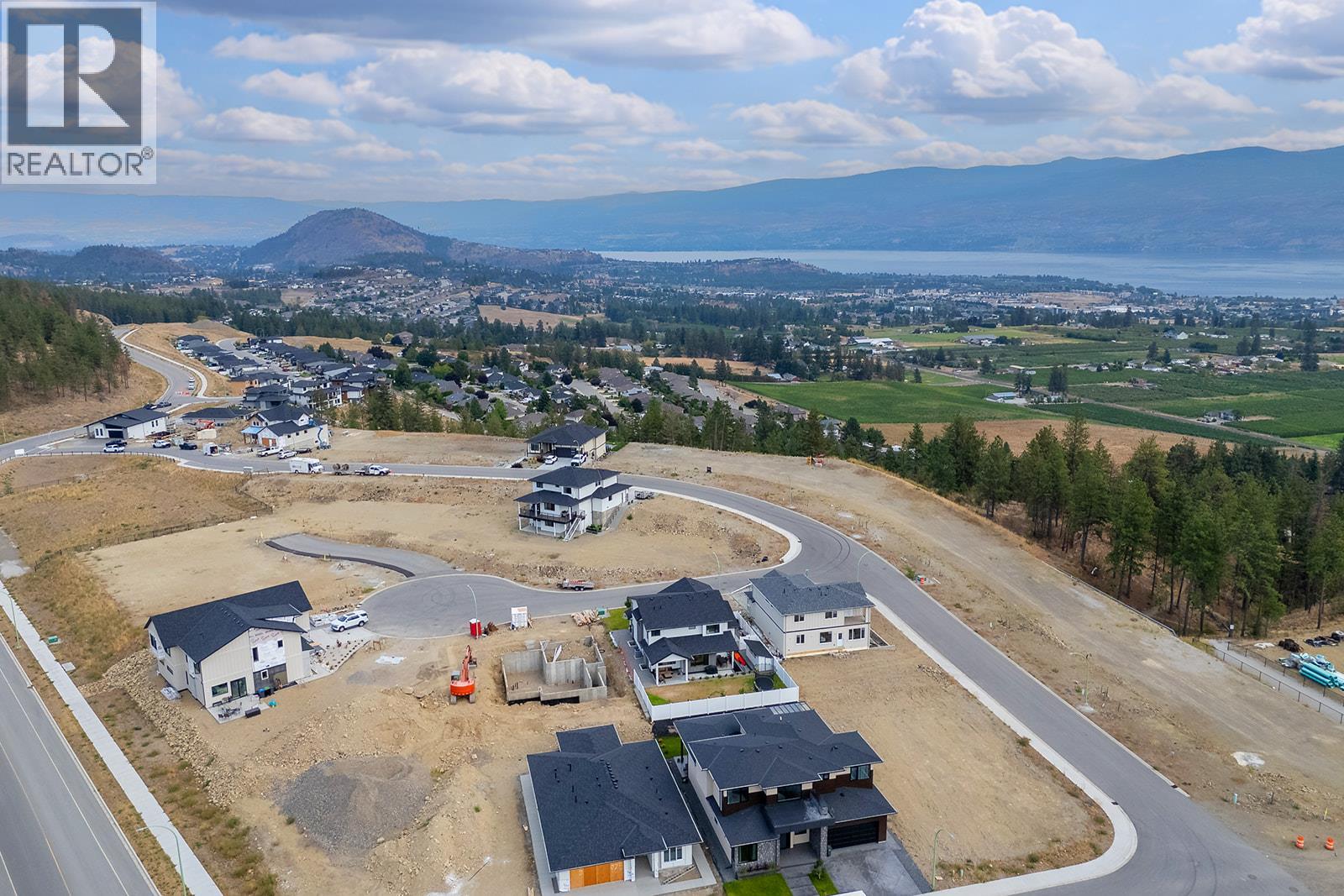 3078 Flume Court, West Kelowna, British Columbia  V4T 2X3 - Photo 3 - 10399510
