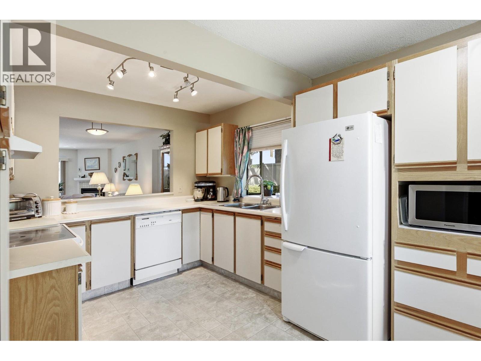 1765 Leckie Road Unit# 201, Kelowna, British Columbia  V1X 6X5 - Photo 9 - 10399030