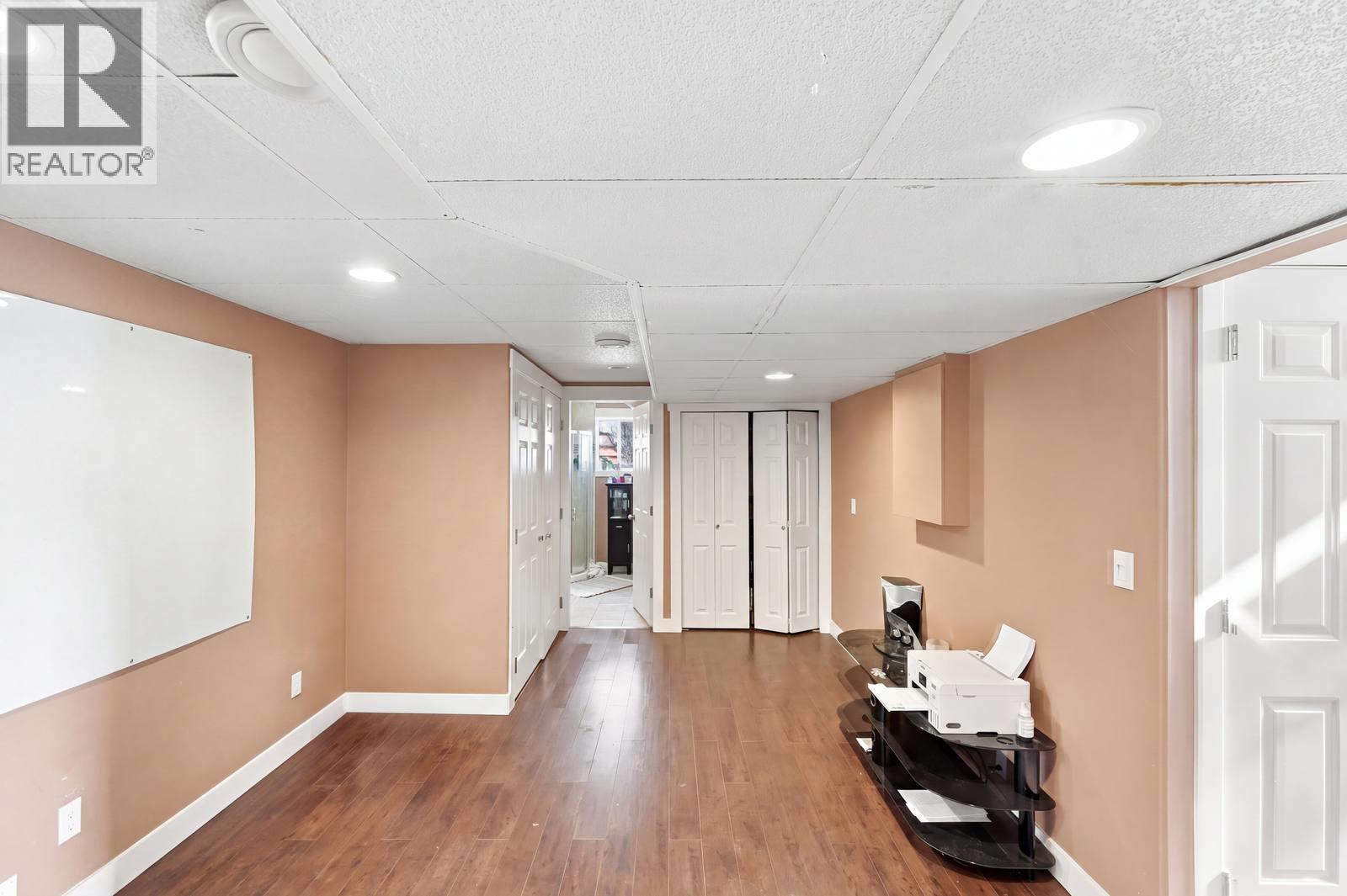 464 Glen Pine Court, Kelowna, British Columbia  V1V 1R3 - Photo 24 - 10398893