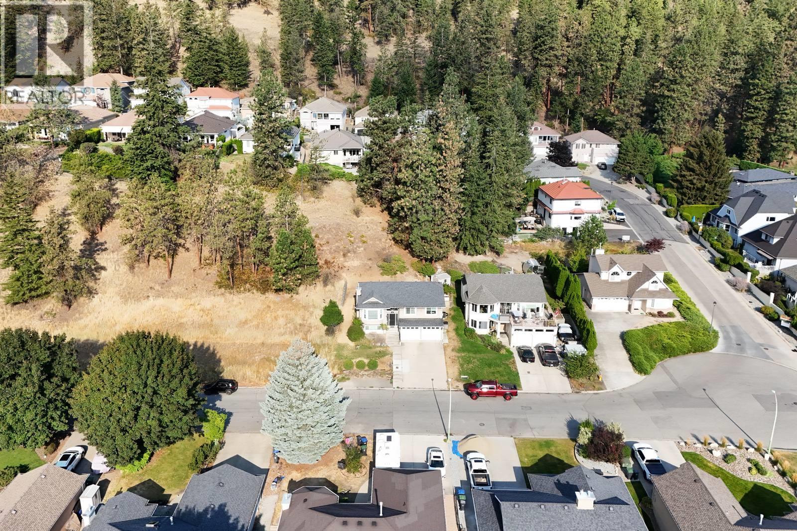 464 Glen Pine Court, Kelowna, British Columbia  V1V 1R3 - Photo 32 - 10398893
